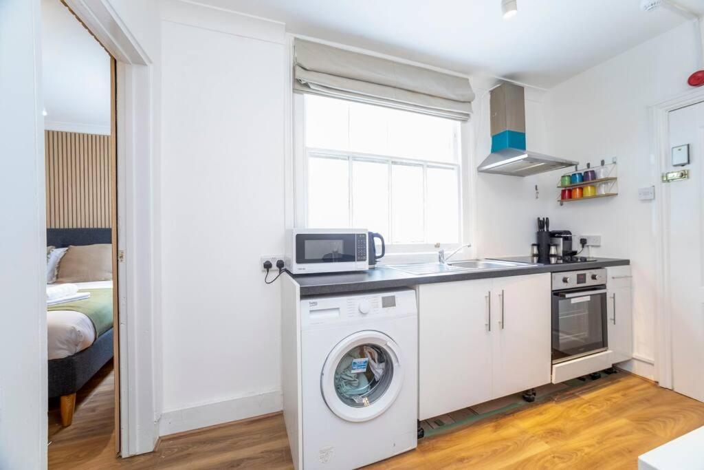 Apartment 1 Bedroom Flat In Notting Hill *