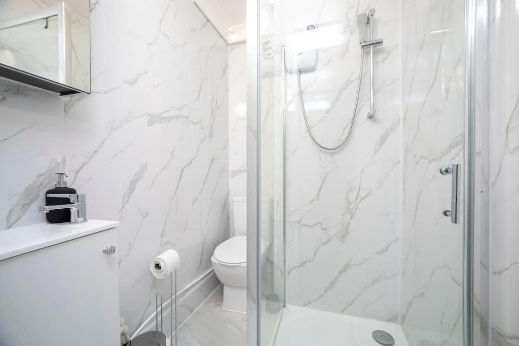 1 Bedroom Flat In Notting Hill Apartment London