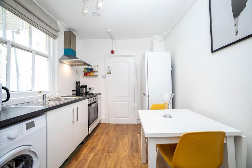 Apartment 1 Bedroom Flat In Notting Hill *